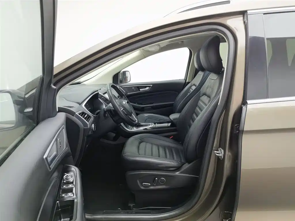 Ford Edge 2016 EcoBoost 245 7 мест