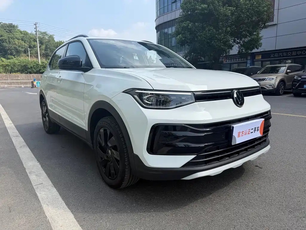 Volkswagen Tharu — миниатюра 3