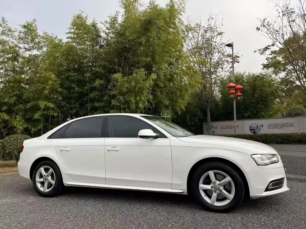 Audi A4L — миниатюра 2