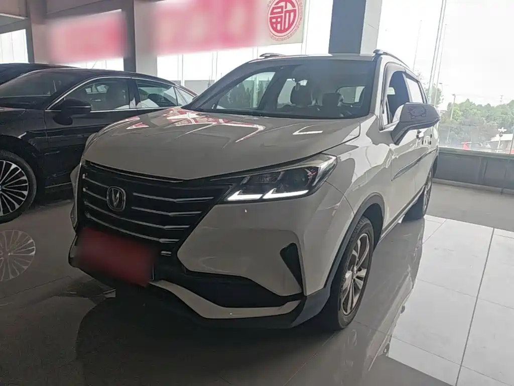 Changan CS15 — миниатюра 2