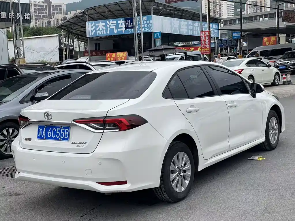 Toyota Corolla — миниатюра 5