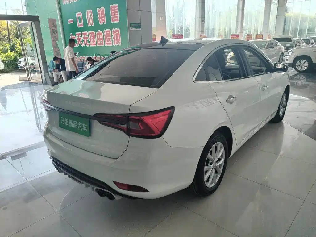 Roewe i5 — миниатюра 10