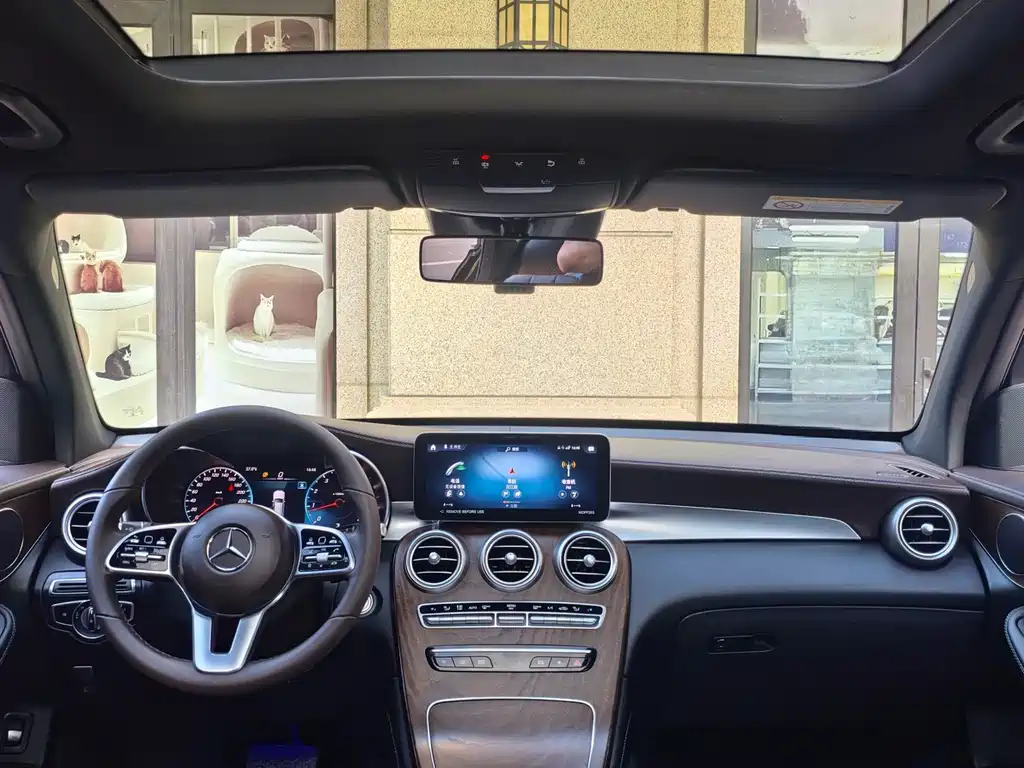 Mercedes-Benz GLC — миниатюра 10