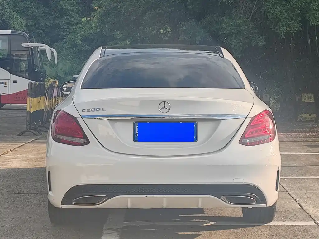Mercedes-Benz C-Class — миниатюра 5