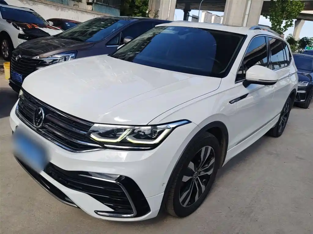 Volkswagen Tiguan L 2023