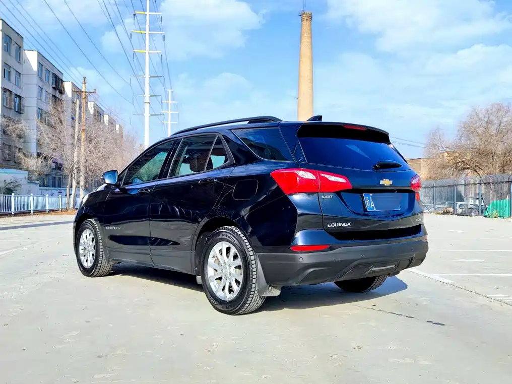 Chevrolet Equinox — миниатюра 6