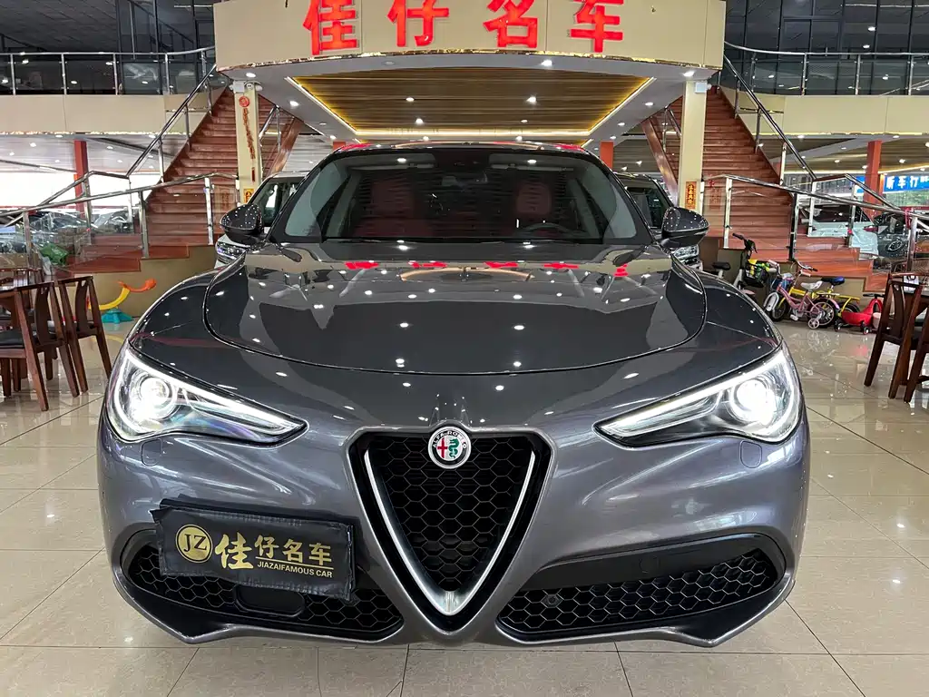 Alfa Romeo Stelvio — миниатюра 2