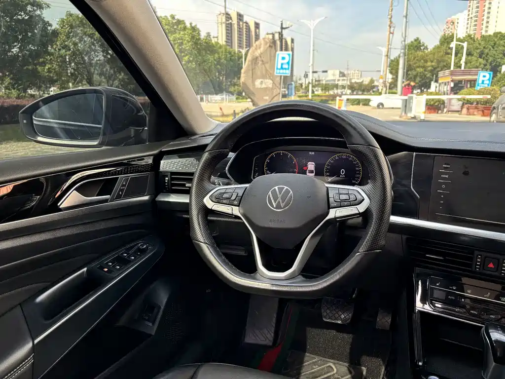 Volkswagen Passat — миниатюра 10