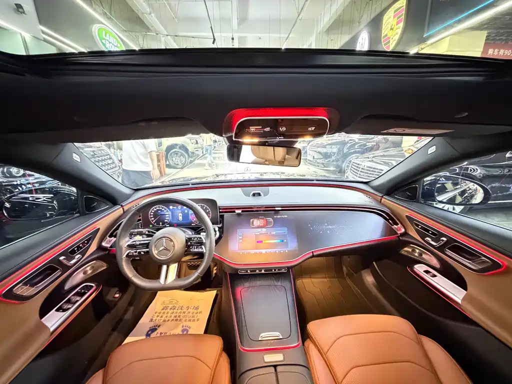 Mercedes-Benz E-Class — миниатюра 7