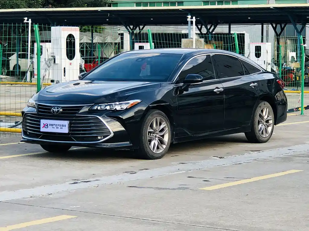 Toyota Avalon 2021