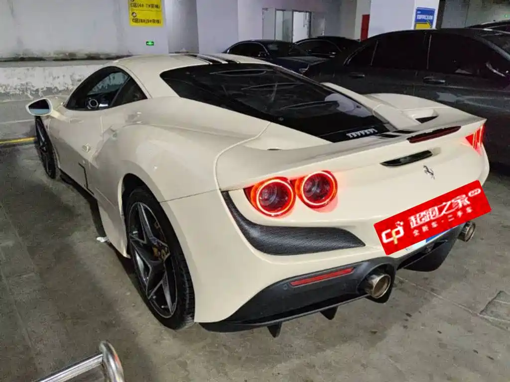 Ferrari F8 2019 Tributo 3.9T V8
