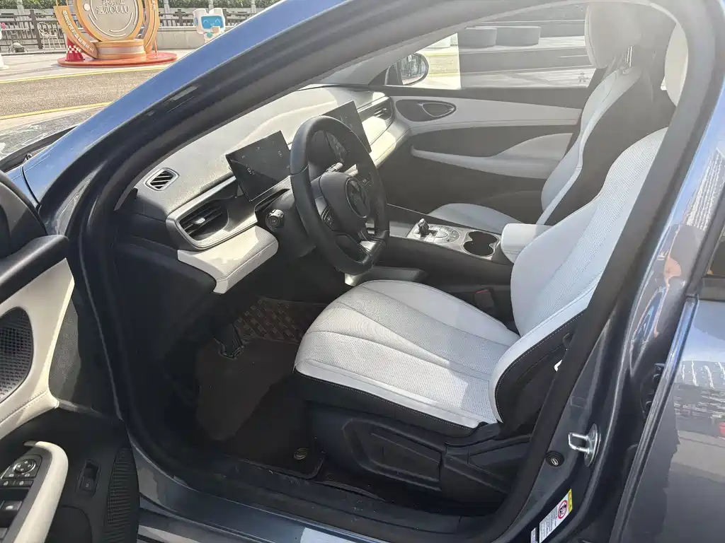 BYD Seal 05 DM-i — миниатюра 4