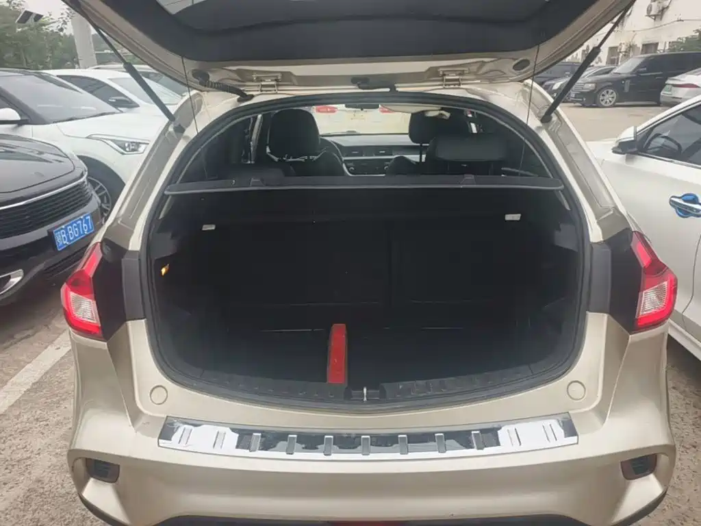 Geely Vision X3 — миниатюра 19