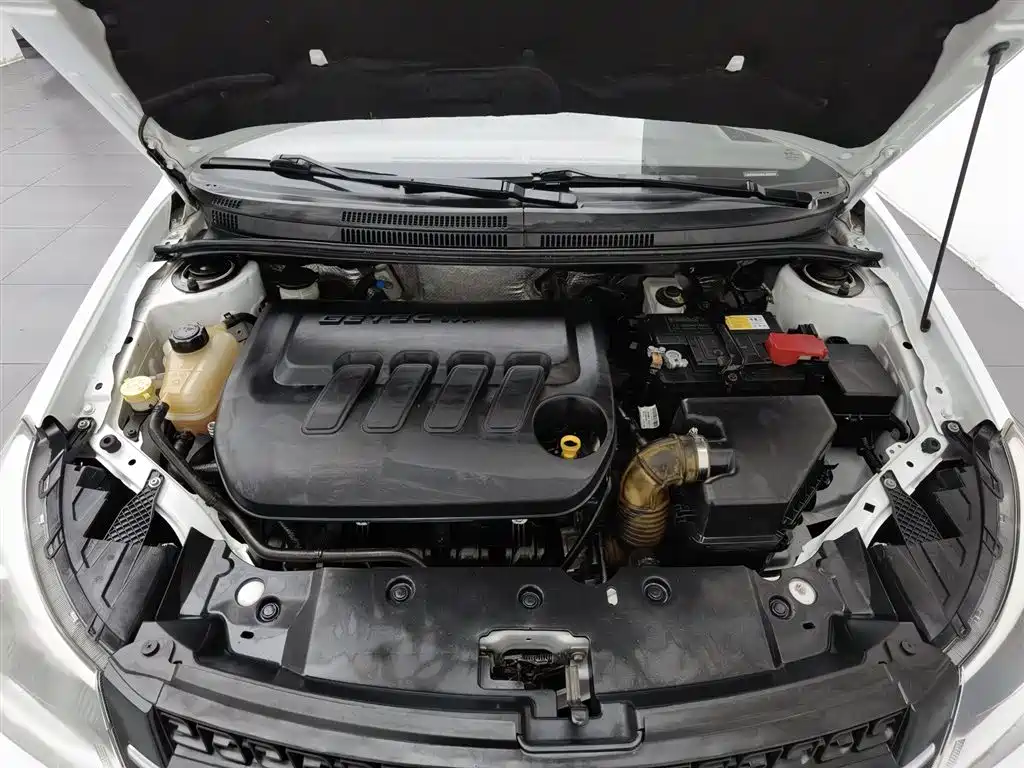 Geely Jingang 2016 1.5L MT Elite