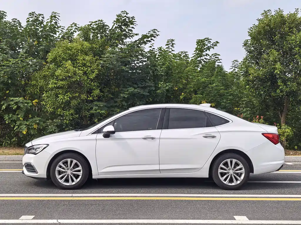 Buick Verano — миниатюра 3