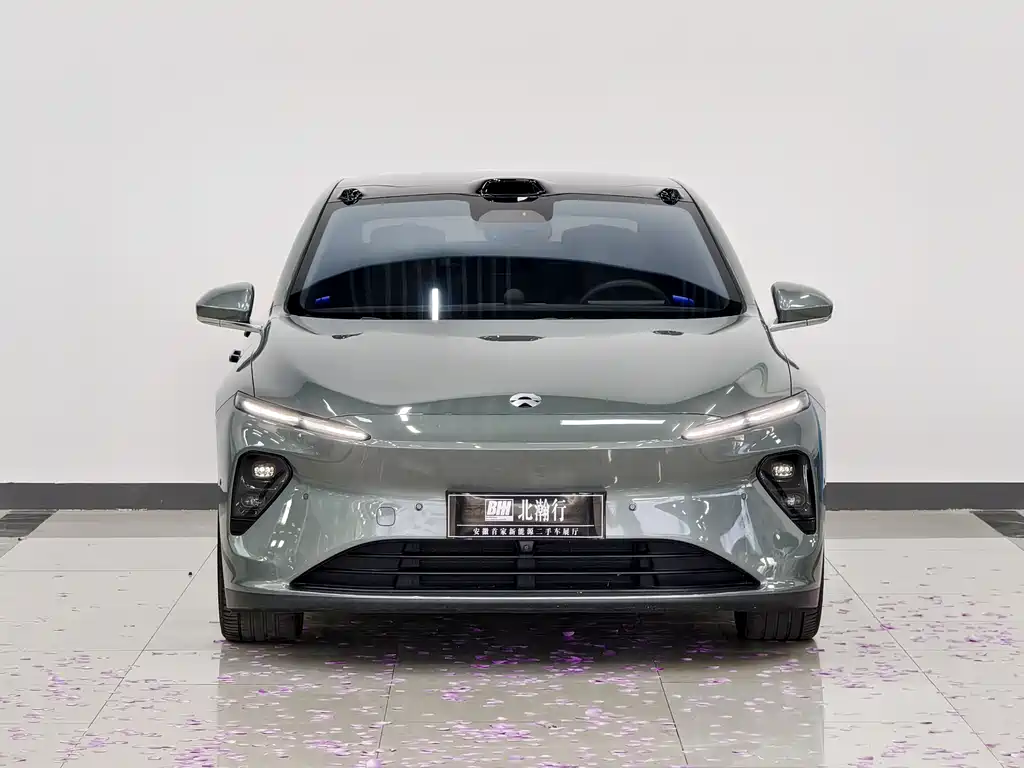 NIO NIO ET7