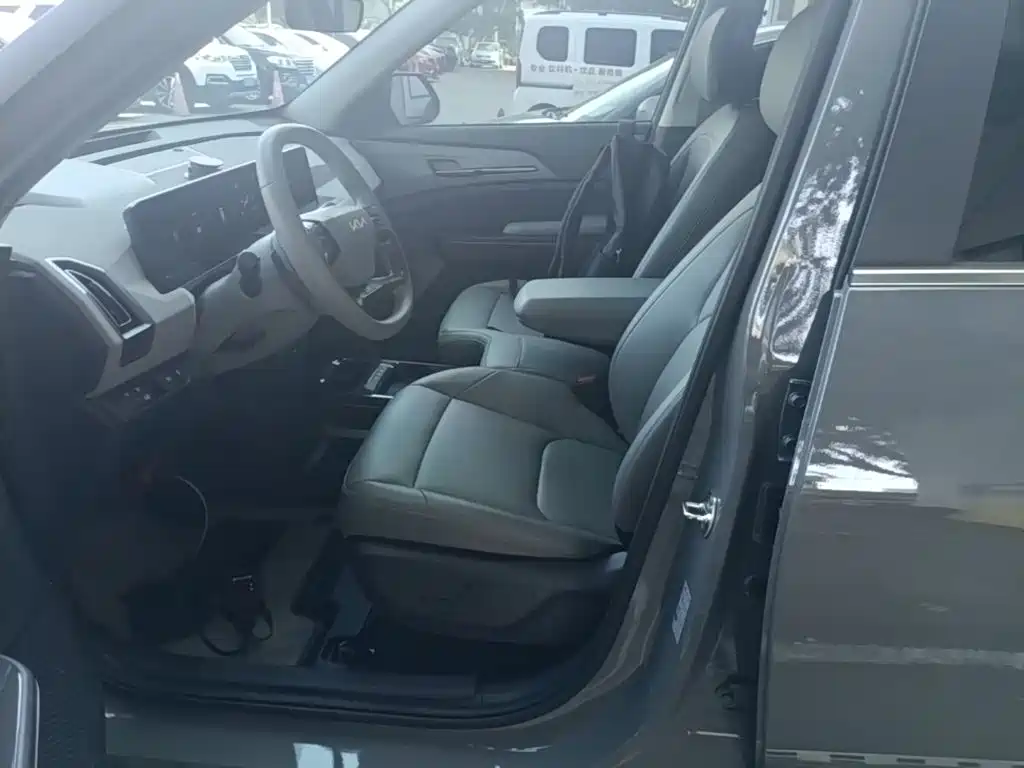Kia EV5 — миниатюра 15