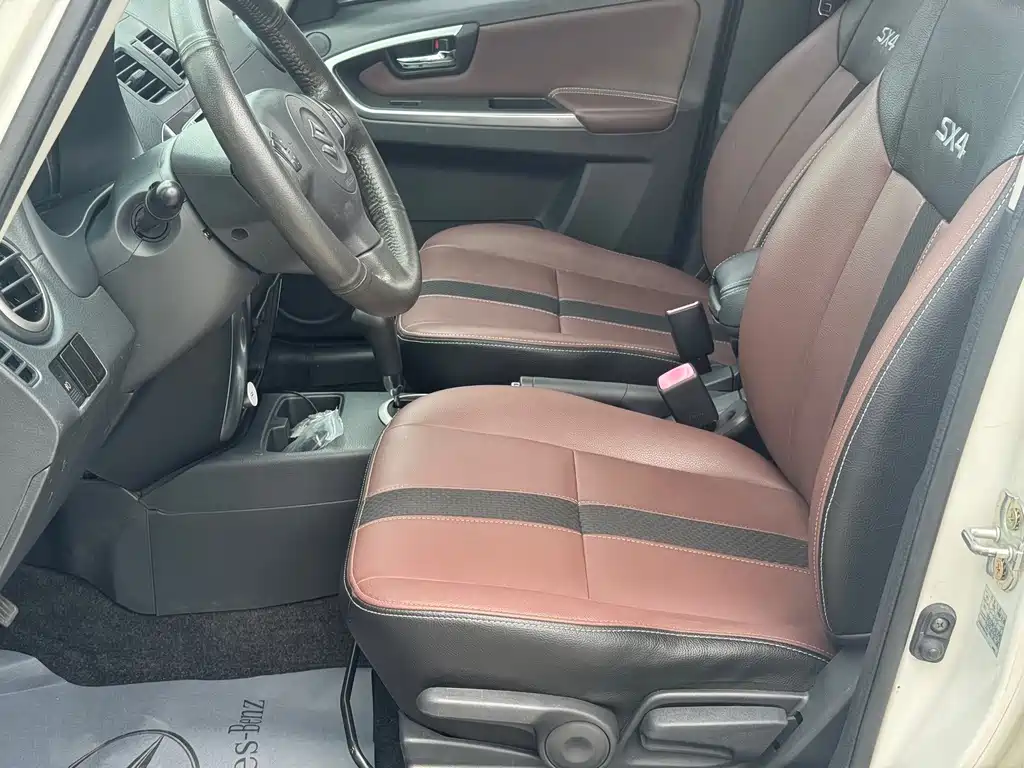 Suzuki SX4 — миниатюра 10