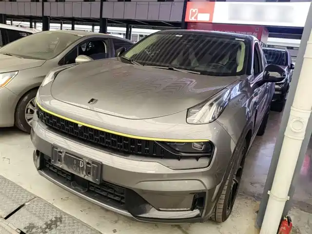 2022 Lynk & Co 05
