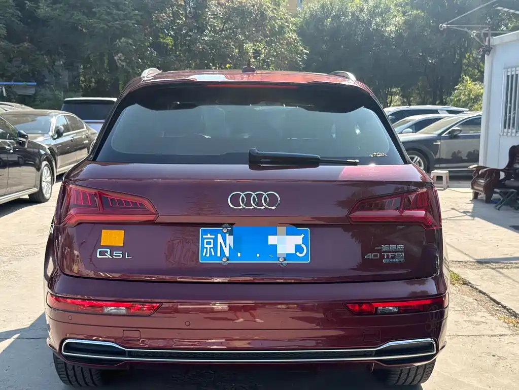 Audi Q5L — миниатюра 6