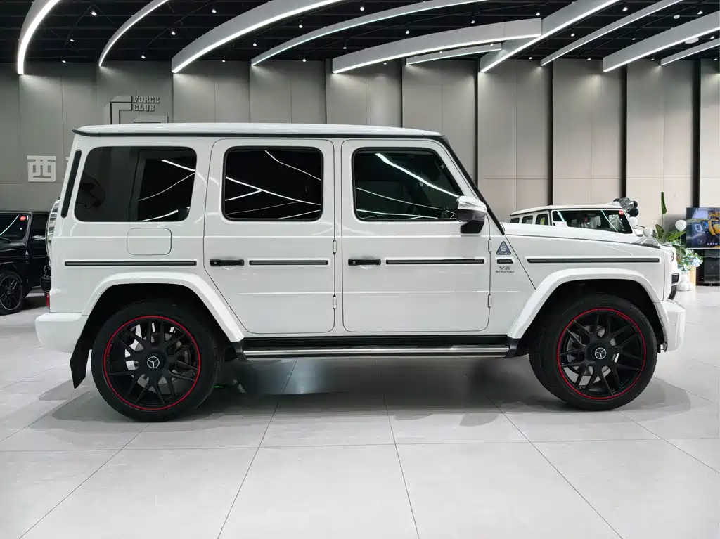 Mercedes-Benz G-Class — миниатюра 6
