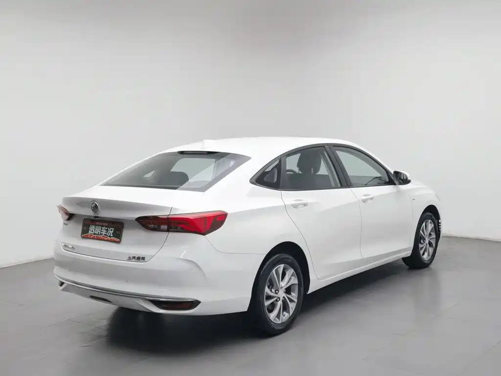 Buick Verano — миниатюра 2