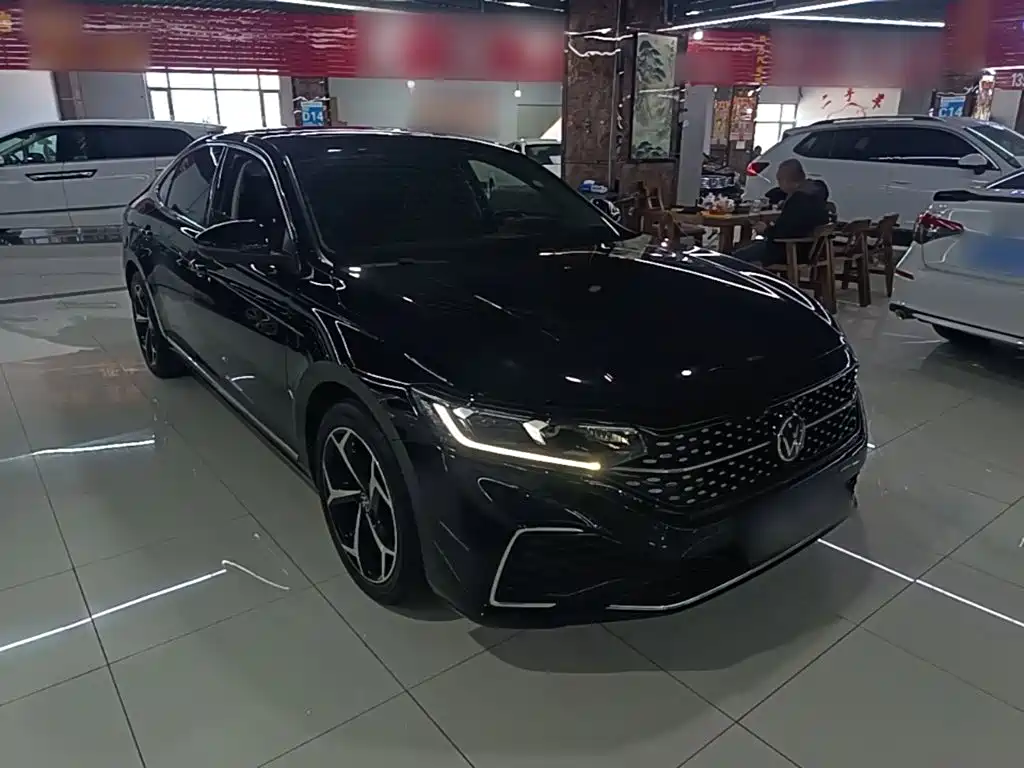 Volkswagen Passat — миниатюра 4