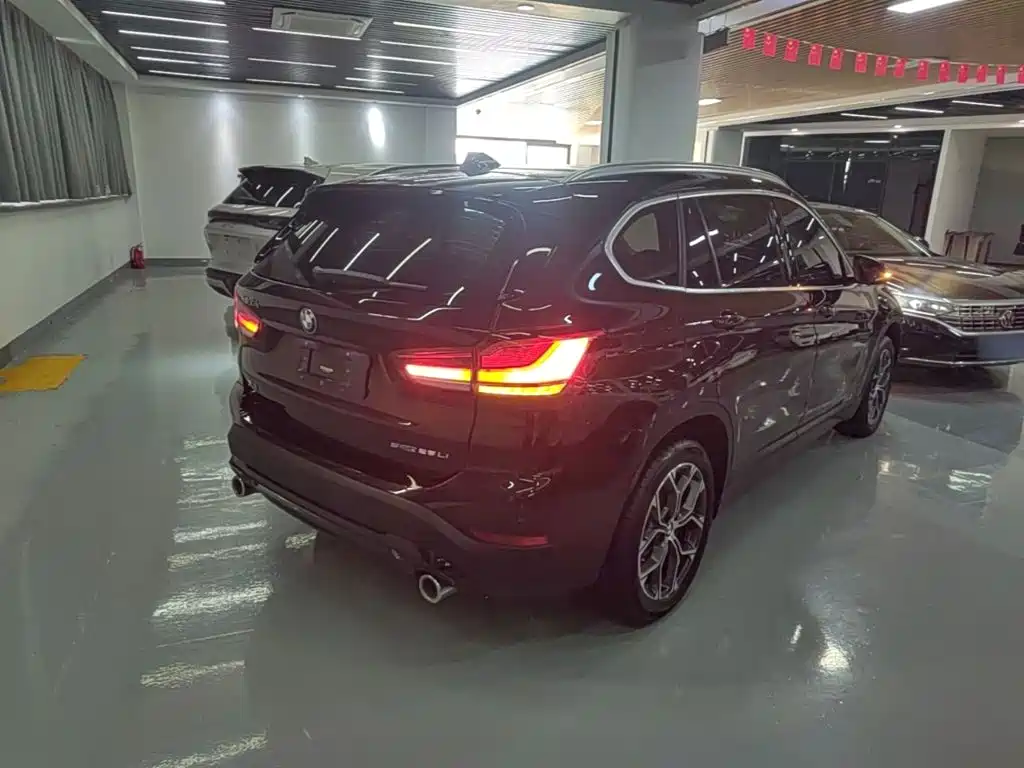 BMW X1 — миниатюра 7