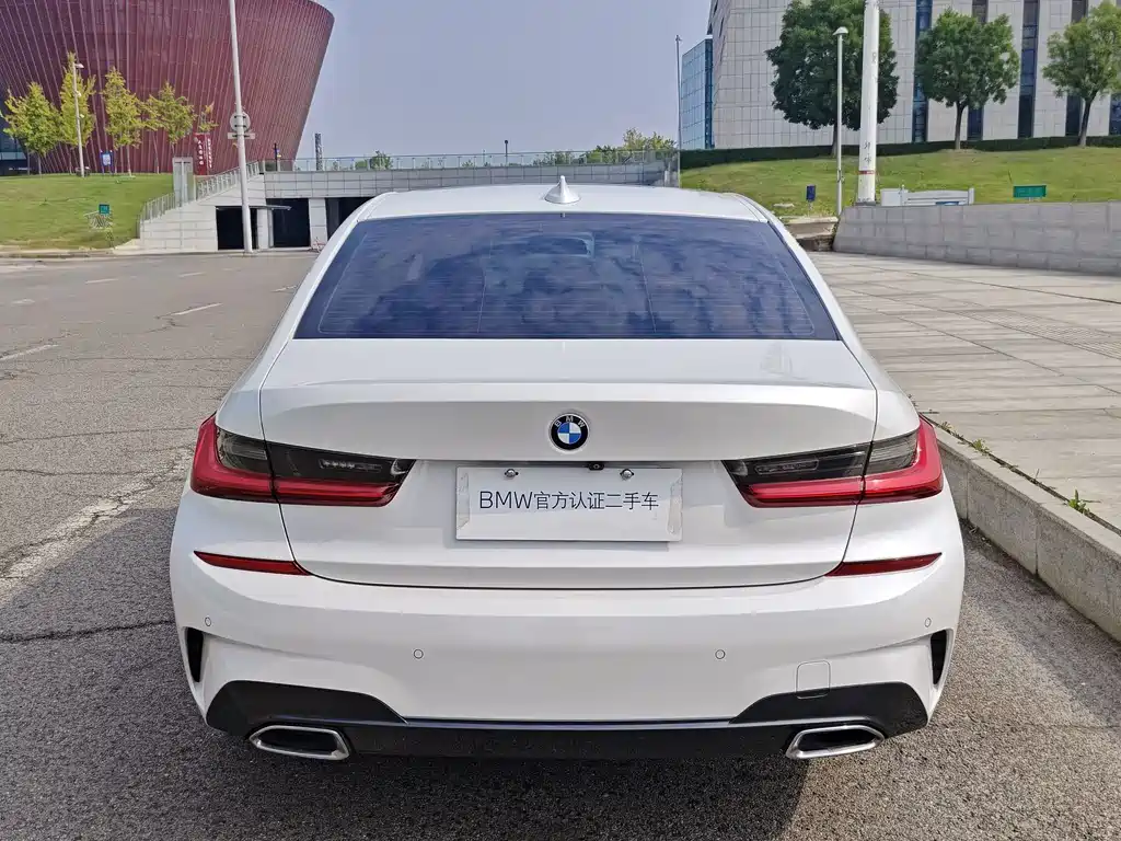BMW 3 Series — миниатюра 3