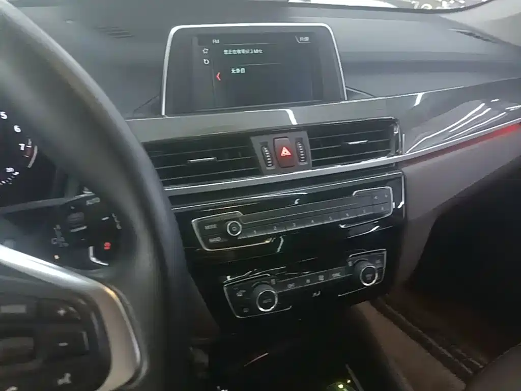 BMW X1 — миниатюра 13