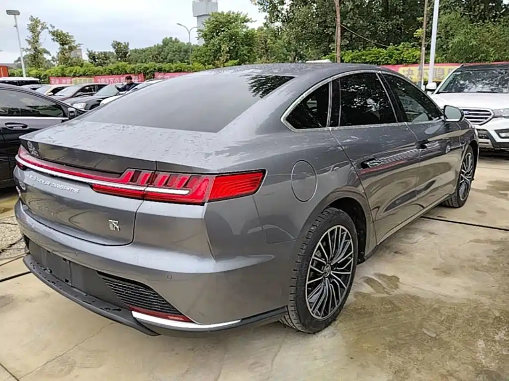 BYD Han — миниатюра 7