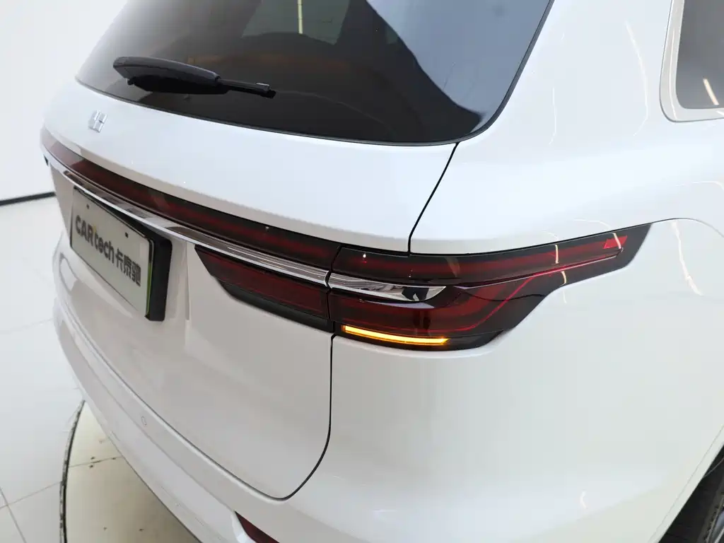 Li Auto Li ONE — миниатюра 13