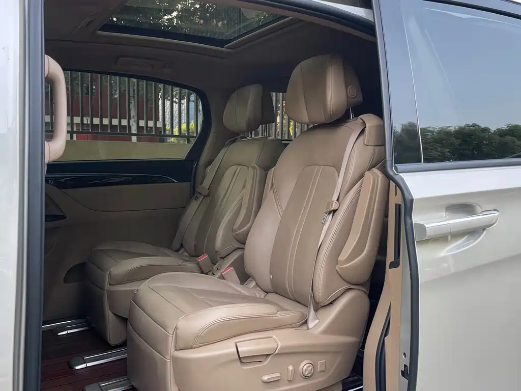 Buick GL8 2017 ES 28T Flagship V