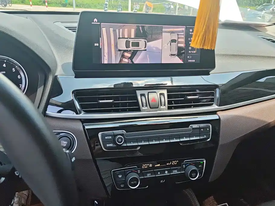 BMW X1 New Energy — миниатюра 13
