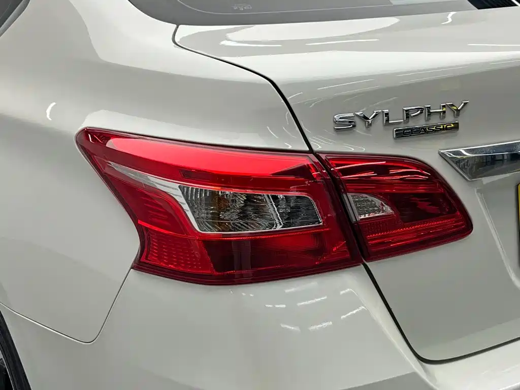 Nissan Sylphy — миниатюра 11