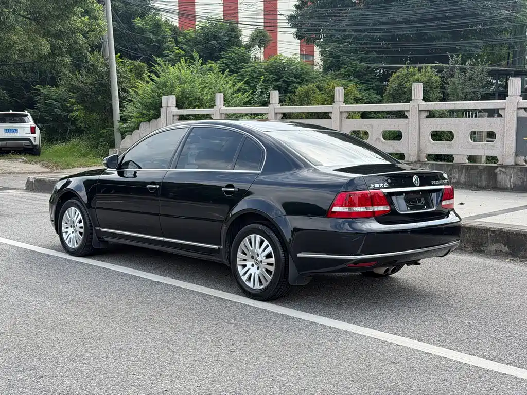 Volkswagen Passat Lingyu — миниатюра 4