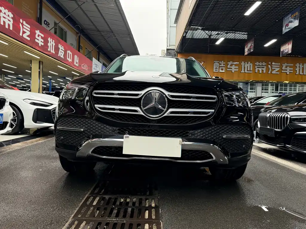 Mercedes-Benz GLE (Import) — миниатюра 3