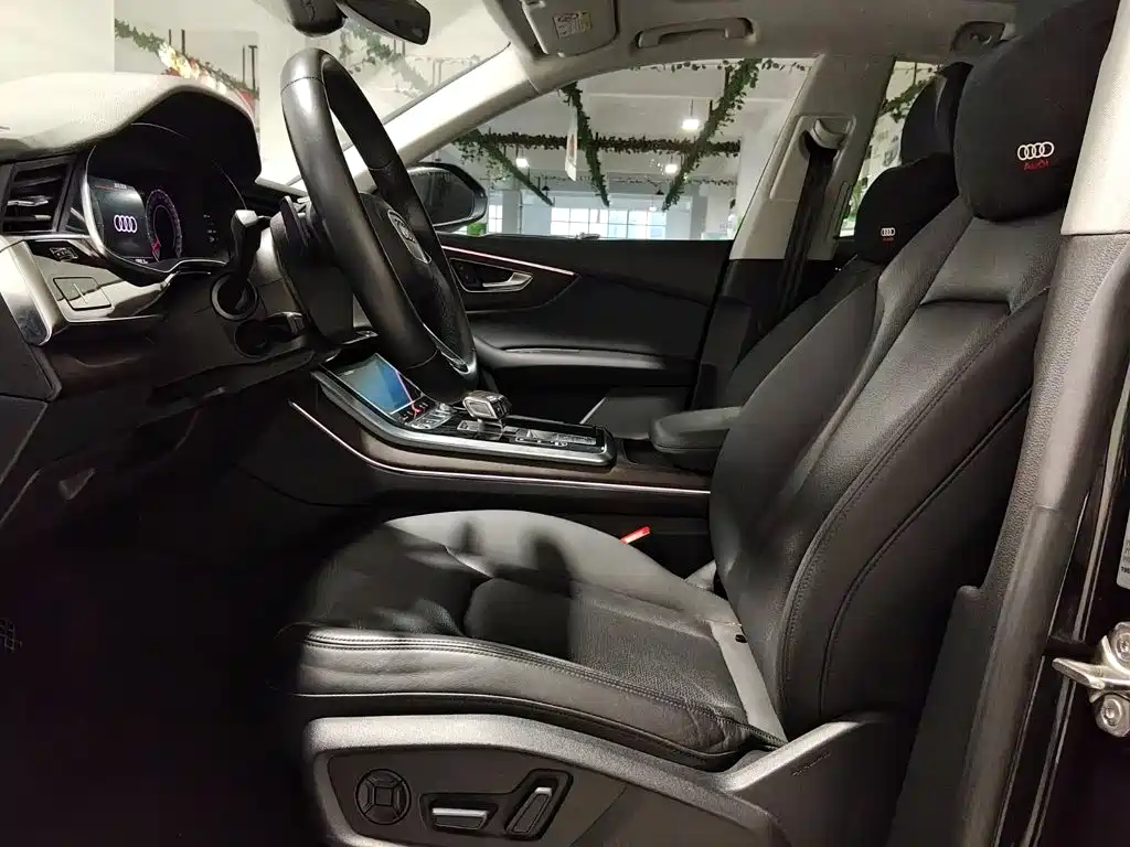 Audi Q8 — миниатюра 10