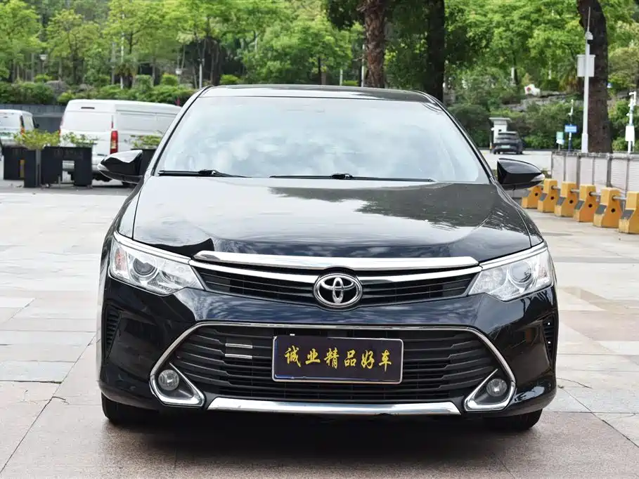 Toyota Camry 2015 2.0G Lead