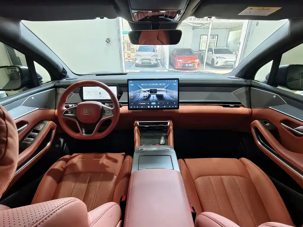 BYD Tang L — миниатюра 10