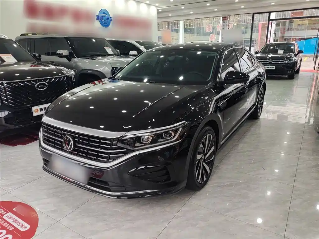 Volkswagen Passat 2023