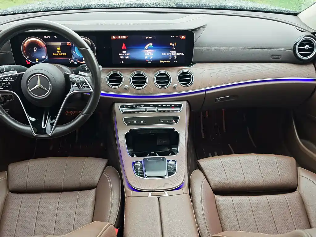Mercedes-Benz E-Class — миниатюра 19