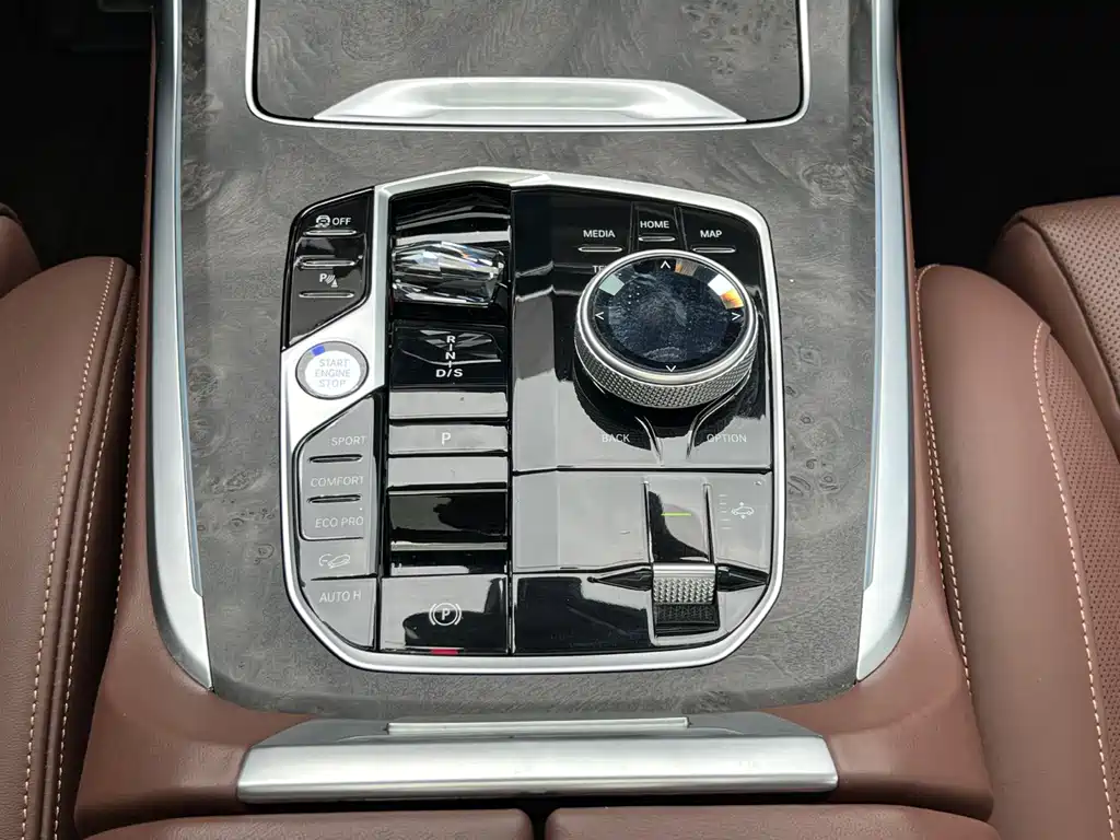 BMW X7 — миниатюра 14