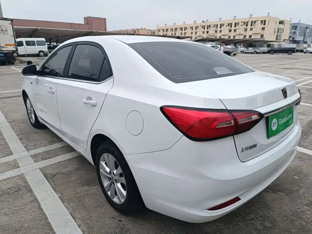 Roewe 360 — миниатюра 5