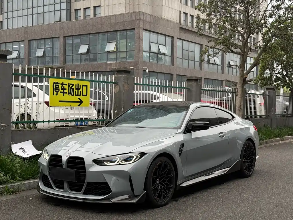 BMW M4 2023