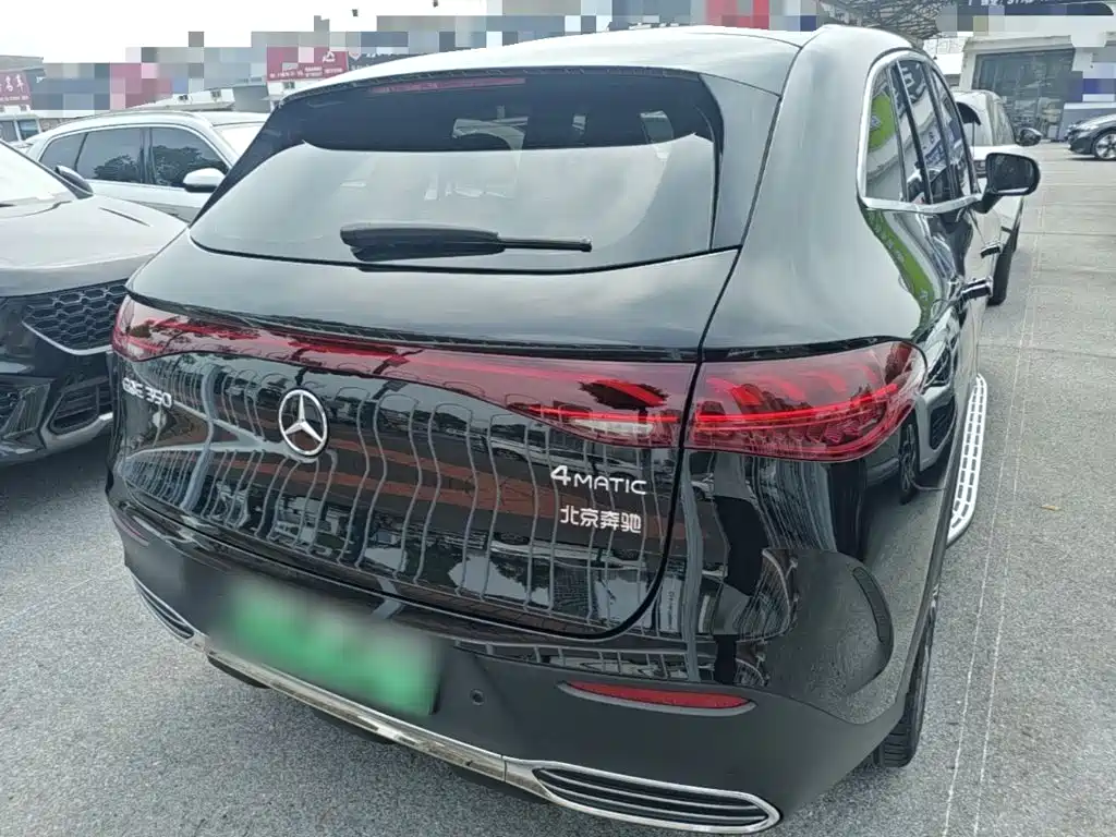 Mercedes-Benz EQE SUV — миниатюра 6