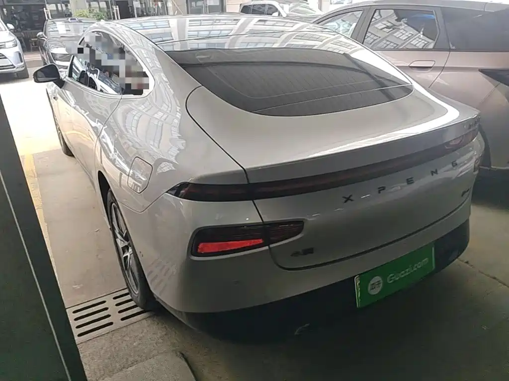 XPeng P7 — миниатюра 5