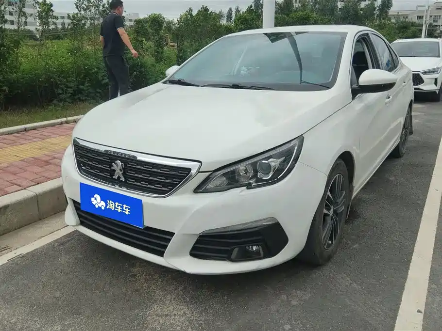 Peugeot 308 2016