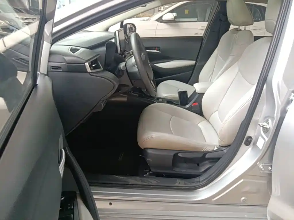 Toyota Corolla — миниатюра 15
