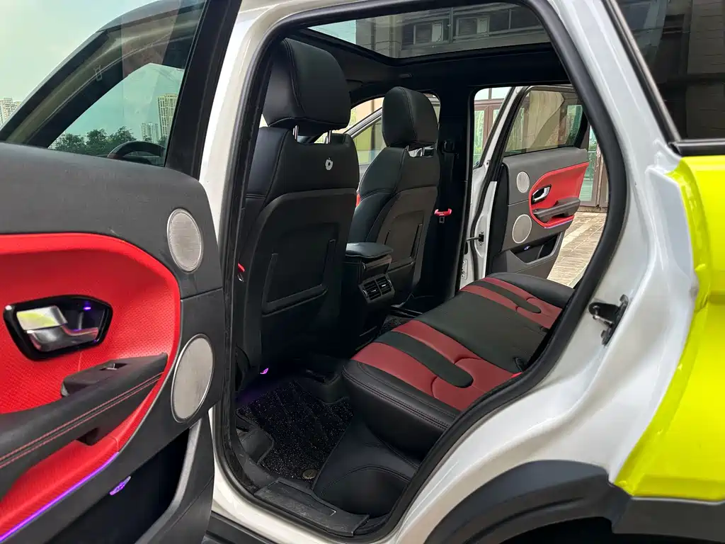 Land Rover Evoque (Import) — миниатюра 10